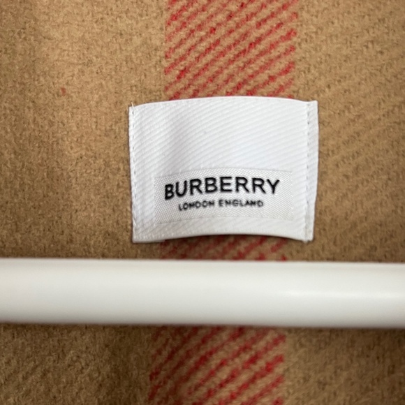 Burberry Reversible EKD Check Wool Cape - Picture 4 of 7